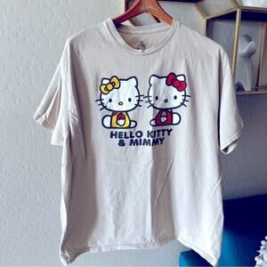 Neutral tan Hello Kitty & Mimmy graphic tee shirt unisex size XL